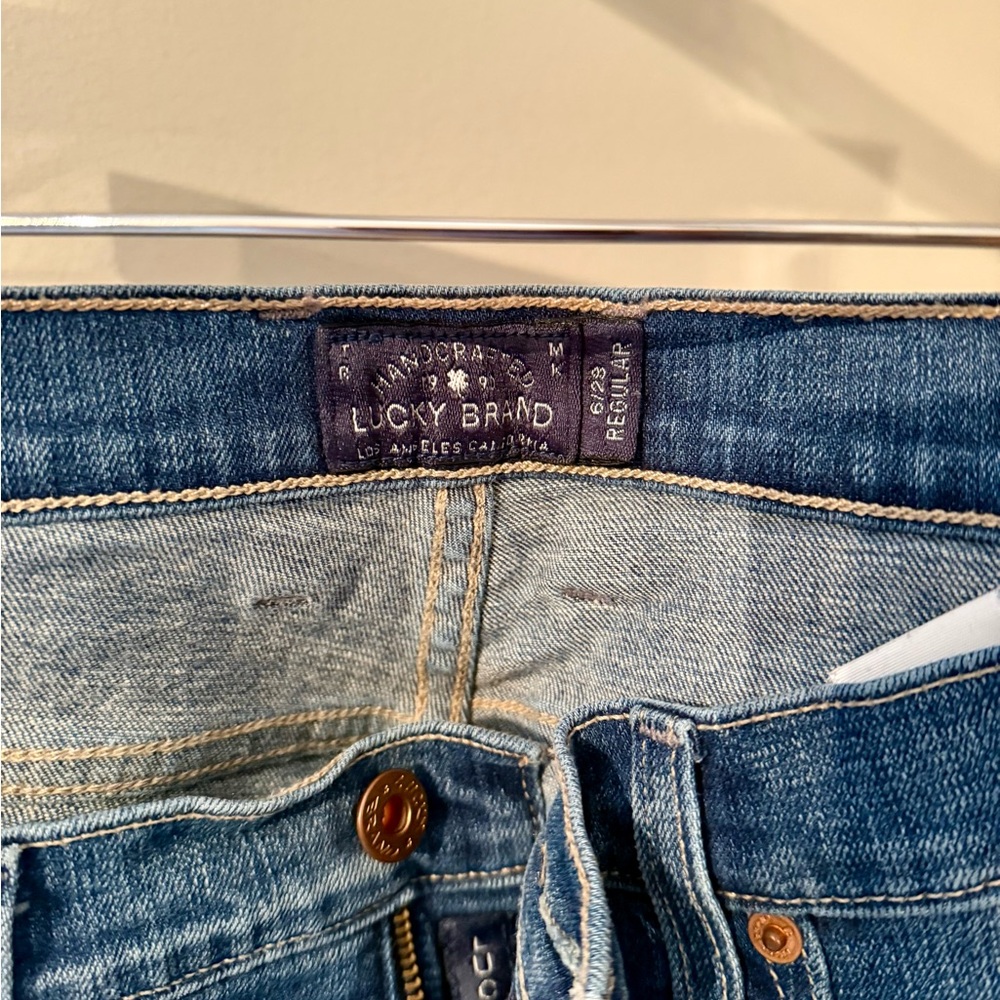 Lucky Brand Jeans - Picture 5 of 5